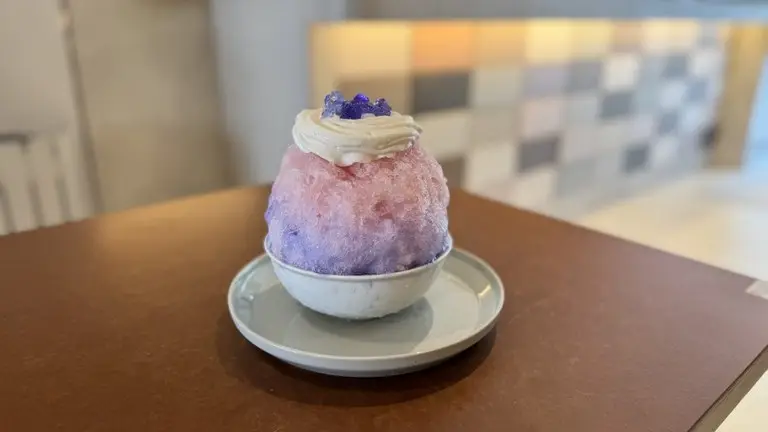 原宿の人気かき氷｜PAP.COFFEEで話題の『あじさい氷』を実食レビュー【セバスチャン監修】
