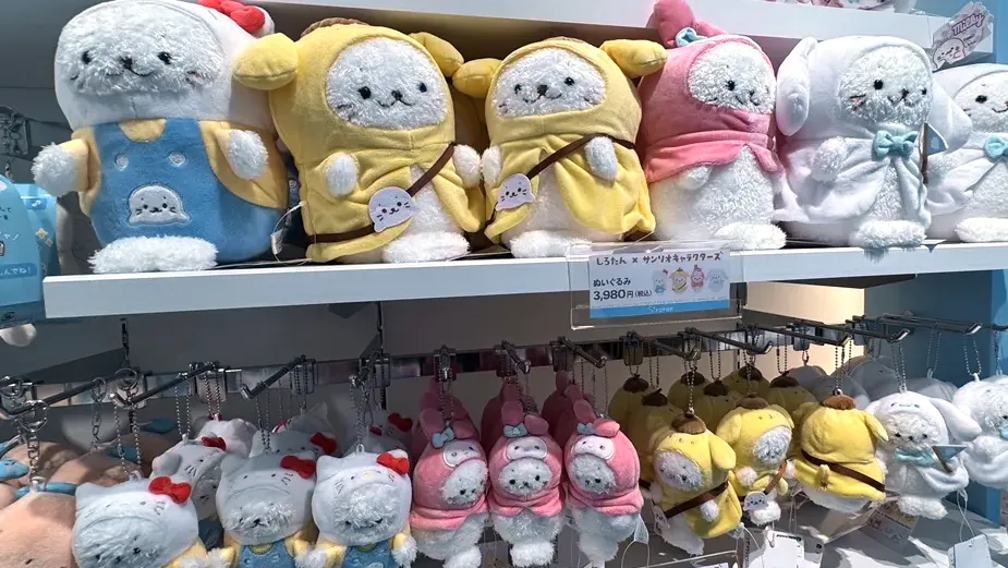 【原宿・竹下通り】しろたんショップ現地レポート｜初音ミク＆サンリオコラボ・限定くじ・フォトスポットまとめ