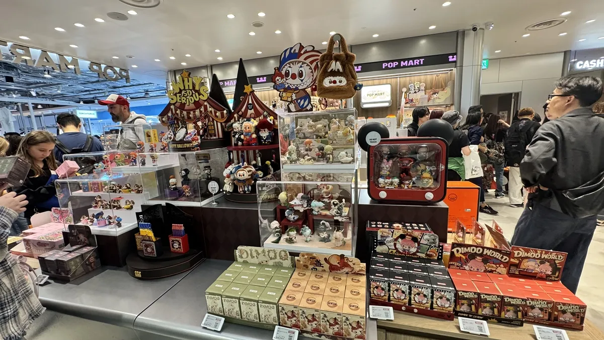 POP MART 渋谷PARCO店レポ｜LABUBU・CRYBABY・SKULLPANDAが勢ぞろい！コカ・コーララブブも購入してきました