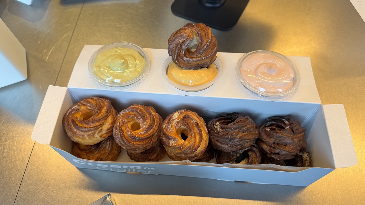 【渋谷】Cream or Cruller（クリームオアクルーラー）実食レポ｜I’m donut？新業態の“シュークルーラー”専門店が話題！