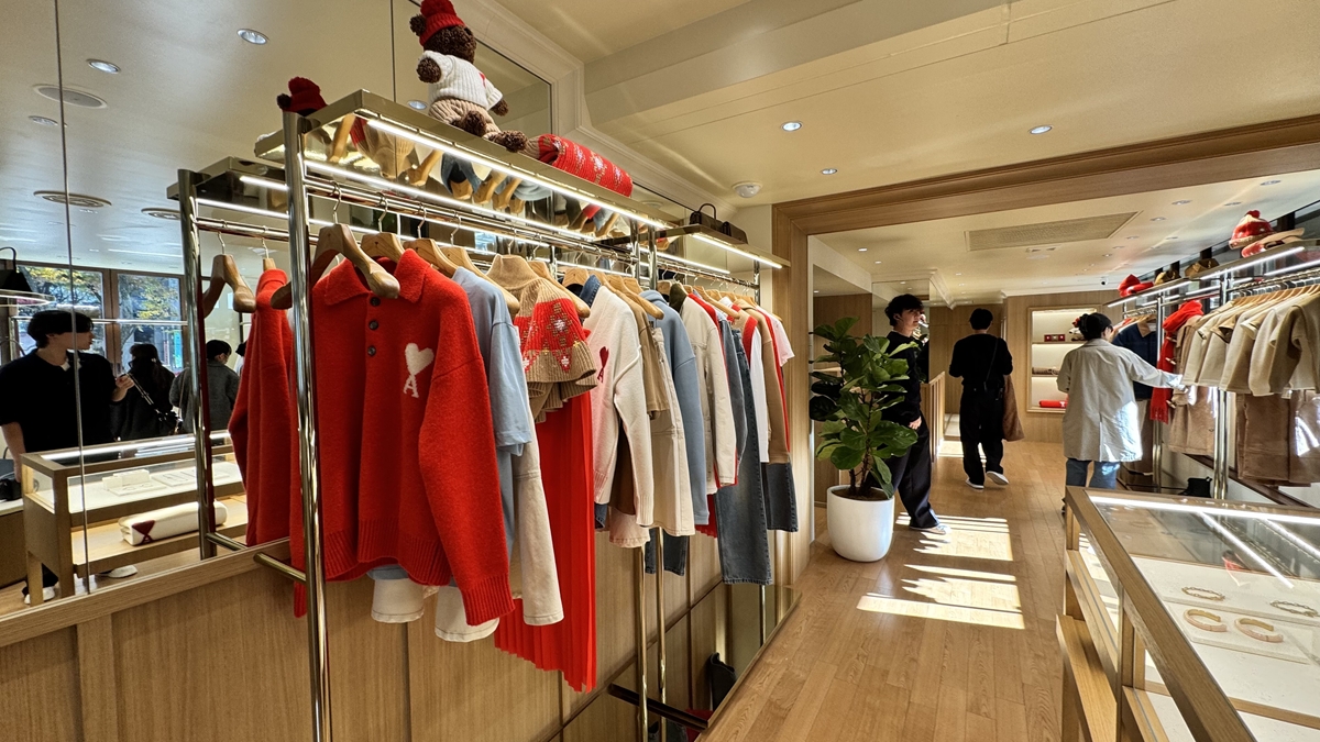 Ami Paris Omotesando｜Report on New Pop-up Opening November 28, 2025｜Apparel and Store Atmosphere｜Cafe by Reservation Only