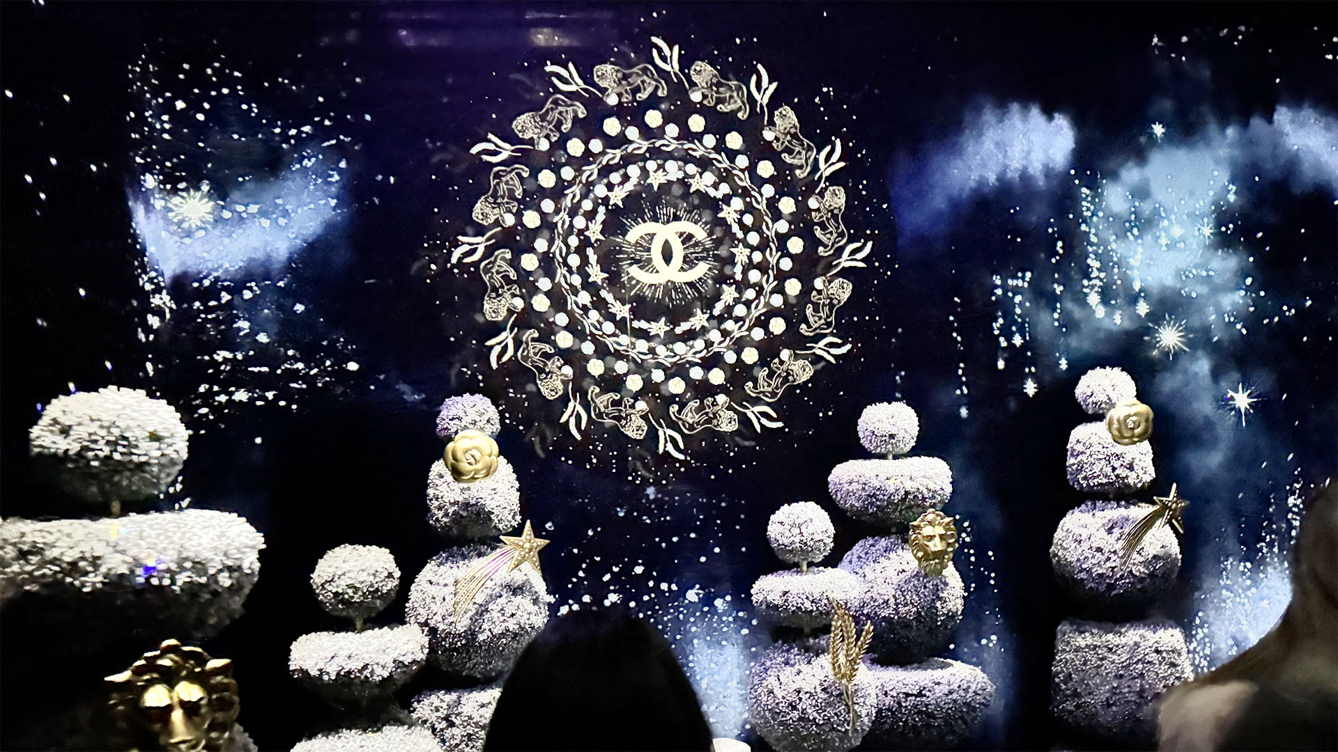 シャネルPOPUP｜2025年12月原宿「CHANEL WINTER CONSTELLATION（シャネルの星空）」星空の4D没入体験レポ