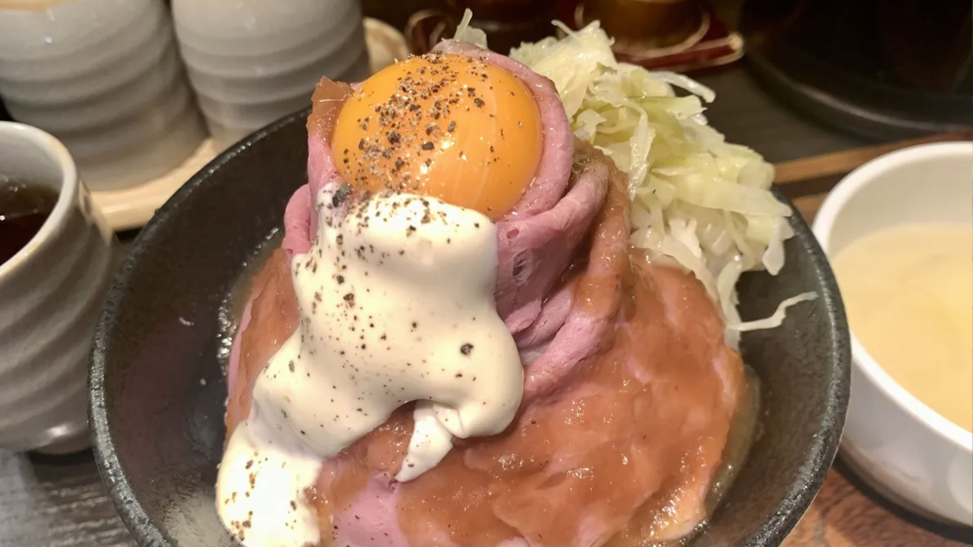 Roast Beef Ono Harajuku Review: Easy Solo Lunch, Fast Turnover & Flavor Options