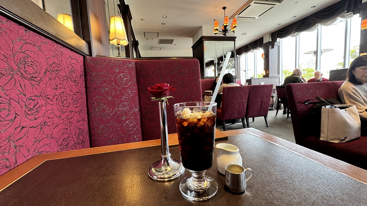 カフェラントマン青山店|表参道で優雅ランチと牛肉煮込み実食レビュー