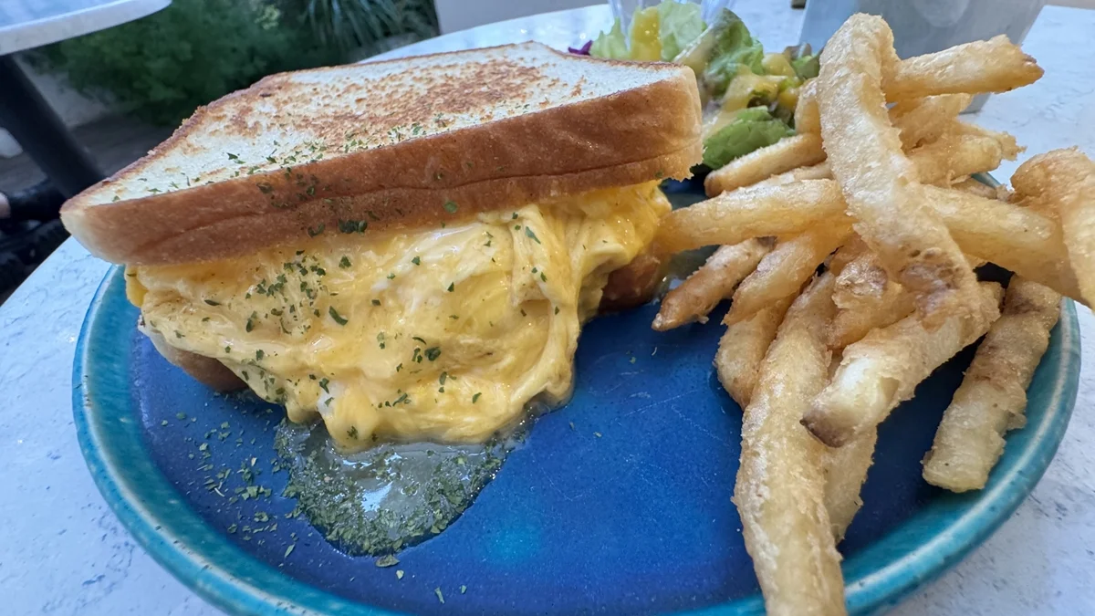 &t cafe ふわとろたまごサンドのクローズアップ