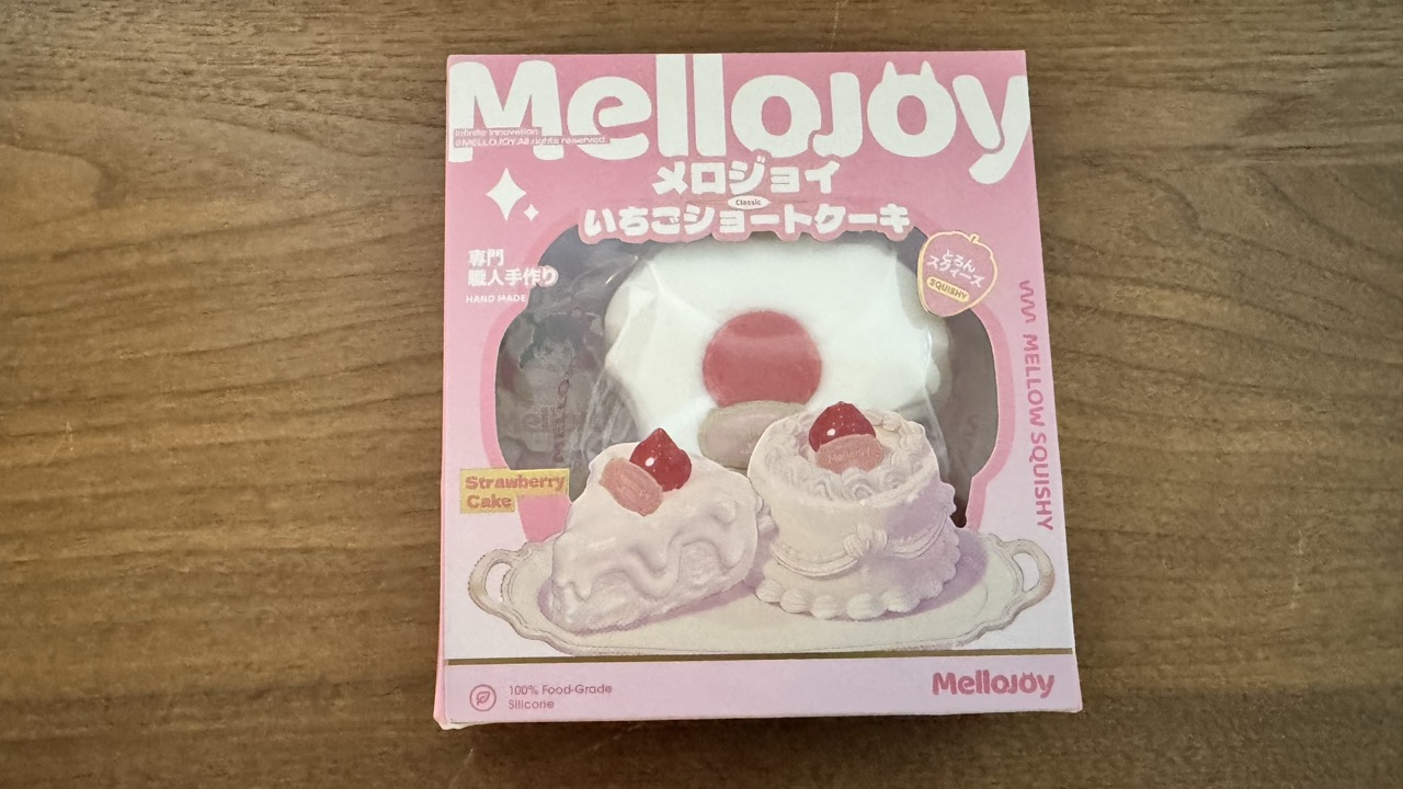 ショートケーキ スクイーズパッケージ正面