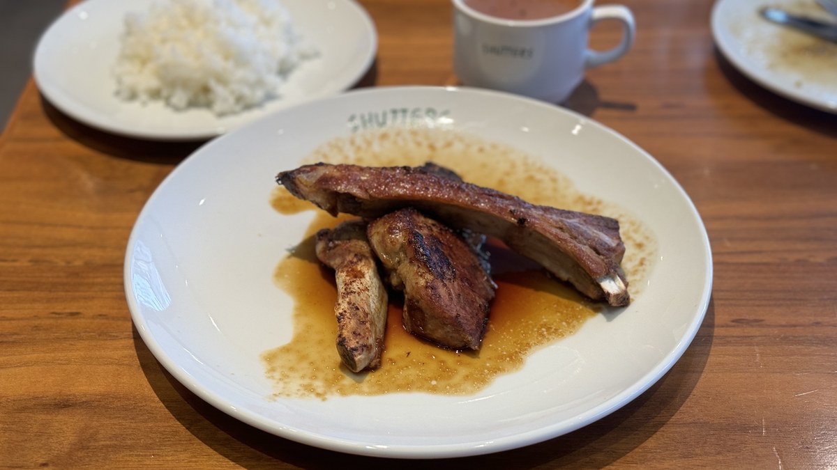 SHUTTERS Omotesando | Fall-Off-The-Bone Spare Ribs You Need to Try in Harajuku