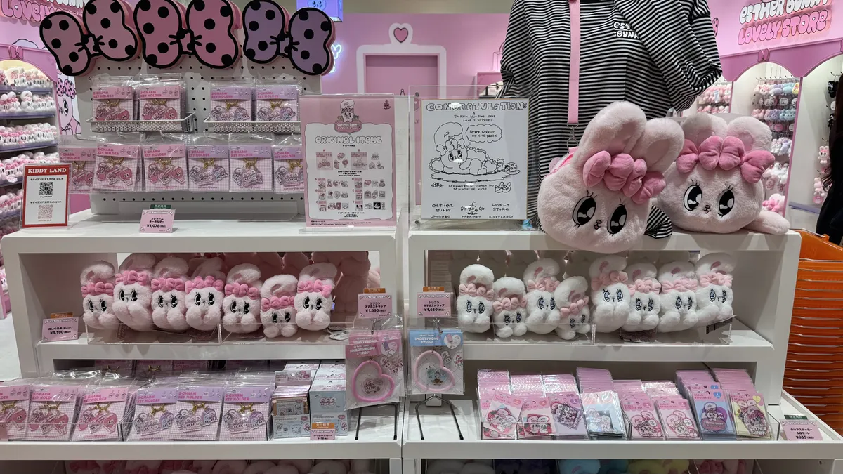 エスターバニー常設店の店舗内観全体