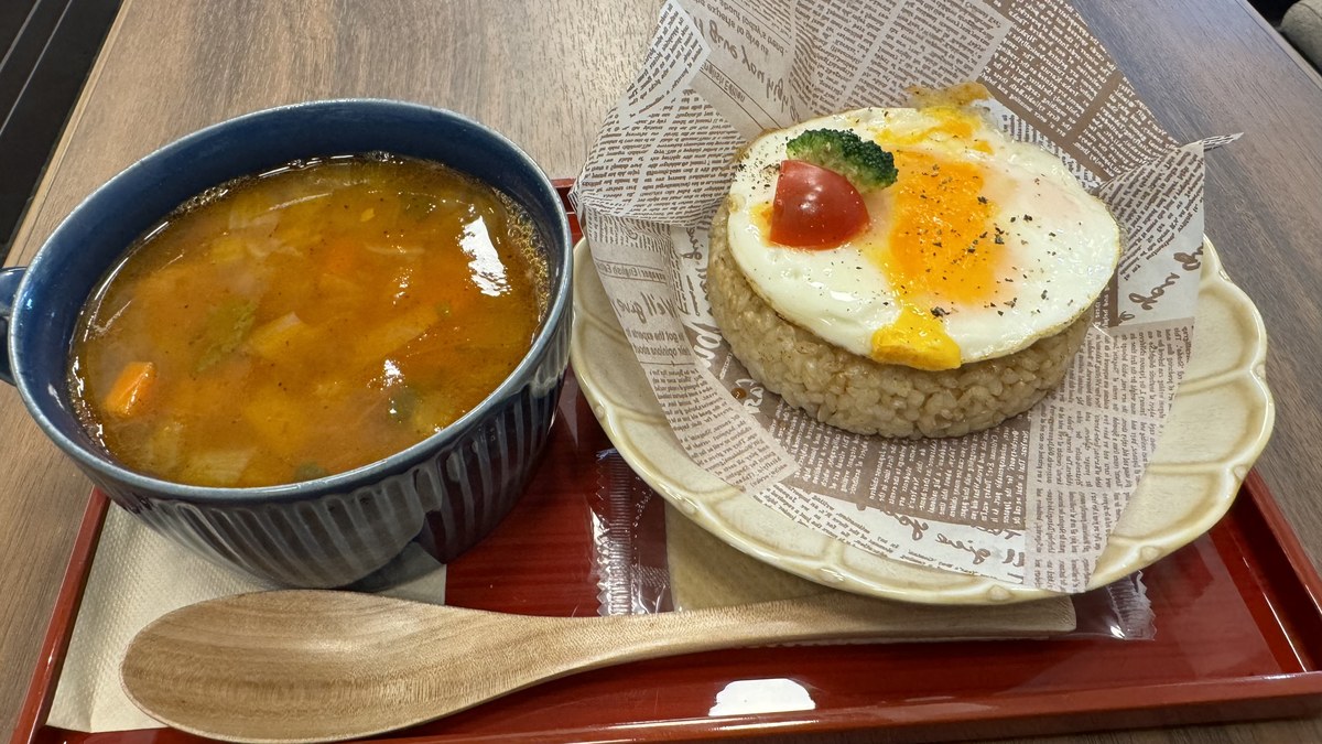 スープとエッグブラウンのセット