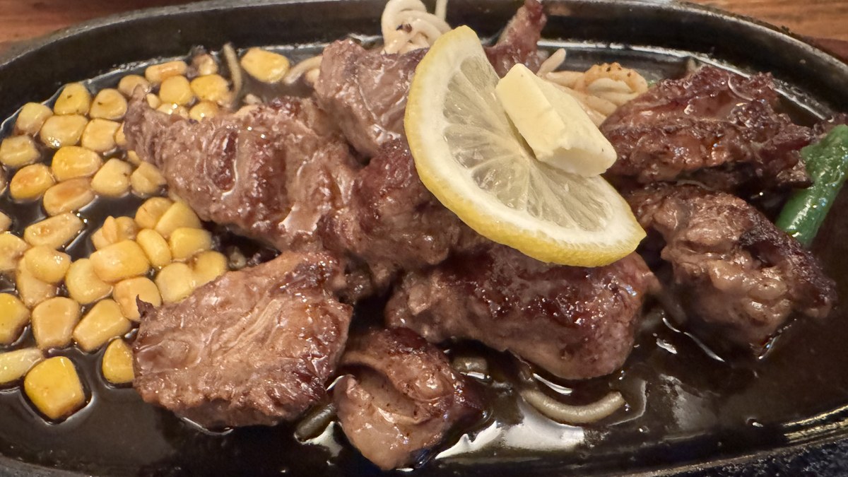 グリム 原宿駅近くの地下に隠れたワイルドでお得なステーキ・グリル料理店