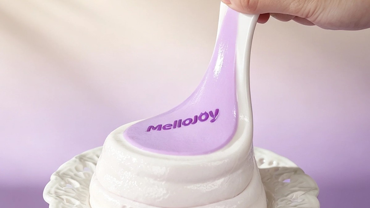 [Mellojoy Taro Soufflé Z072-14] The lavender purple color is gorgeous! A review of this squeeze toy with its wonderfully smooth, creamy texture